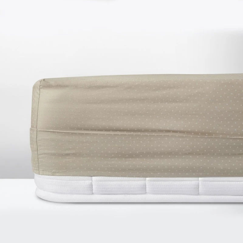 Fitted cotton 200tc sheet Cannon Imperial Dots